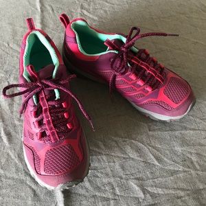 EUC Girls Merrell Hiking Shoes Sz 4.5